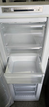 Load image into Gallery viewer, Siemens iQ300 - 60cm Frost free Upright Tall Freezer Model - GS32NV23GB White