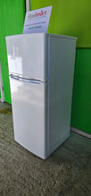 Load image into Gallery viewer, Currys Essentials C50TW20 70/30 Fridge Freezer (1618)