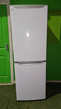 Load image into Gallery viewer, EcoSmart Appliances - Hotpoint Future Frost Free Fridge Freezer (1254)