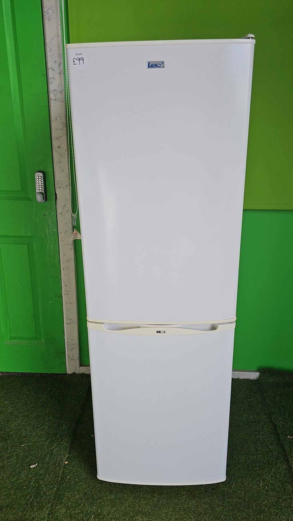 EcoSmart Appliances - Lec 50cm Frost Free Fridge Freezer (1219)
