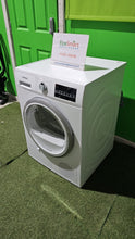 Load image into Gallery viewer, EcoSmart Appliances - Siemens isensoric extraKlasse 9kg Condenser tumble dryer (1269)
